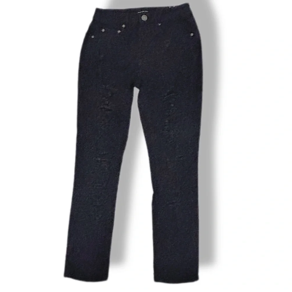 NWT Almost Famous Black Distressed Vintage Mom Jeans Size 3 - Picture 2 of 11